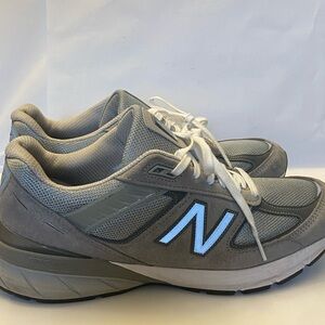 New Balance 990v5 10.5. No box